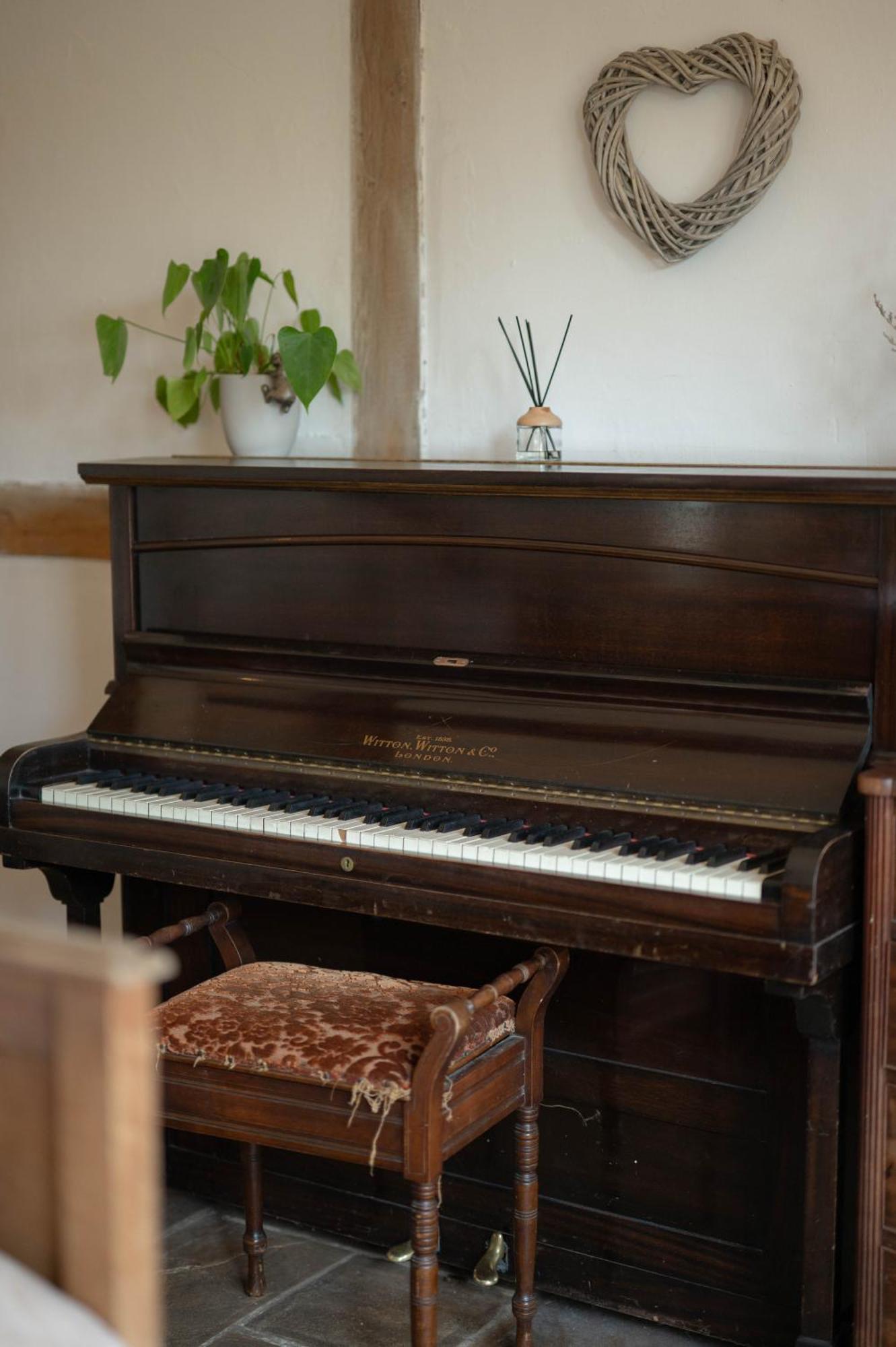 Barnacre Green Cottage - Eco-Friendly Cosy Cottage Moreton  Екстер'єр фото